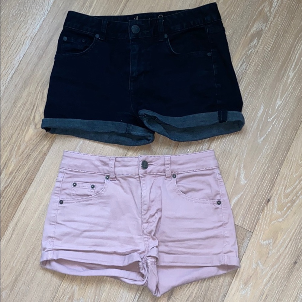 2 pairs American rag shorts